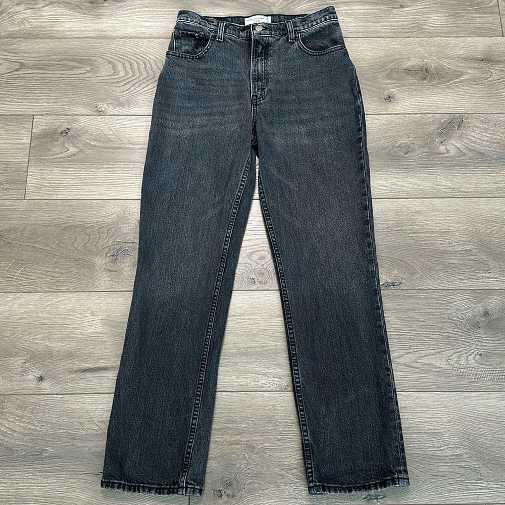 Abercrombie & Fitch 90's Straight Ultra High Rise Black Stretch Ankle Jeans 26